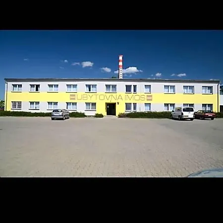 Ubytovna-hostel- Imos Hostel *