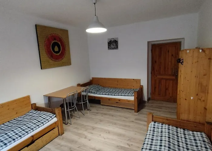 Auberge de jeunesse Ubytovna-hostel- Imos *